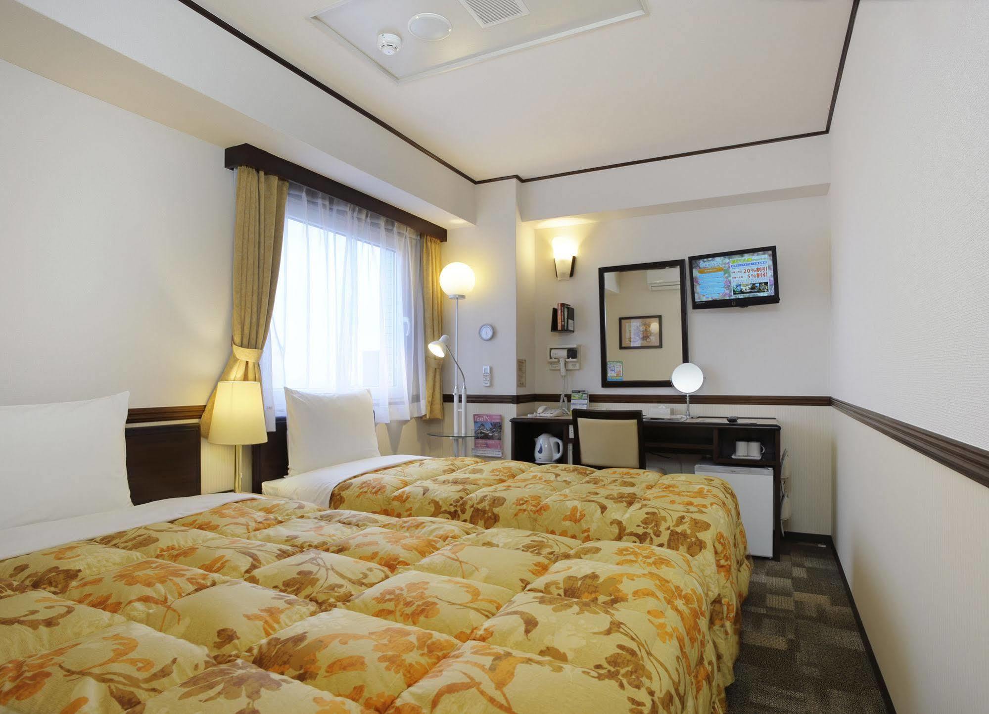 Toyoko Inn Shonan Hiratsuka eki Kita guchi No 2 Bagian luar foto